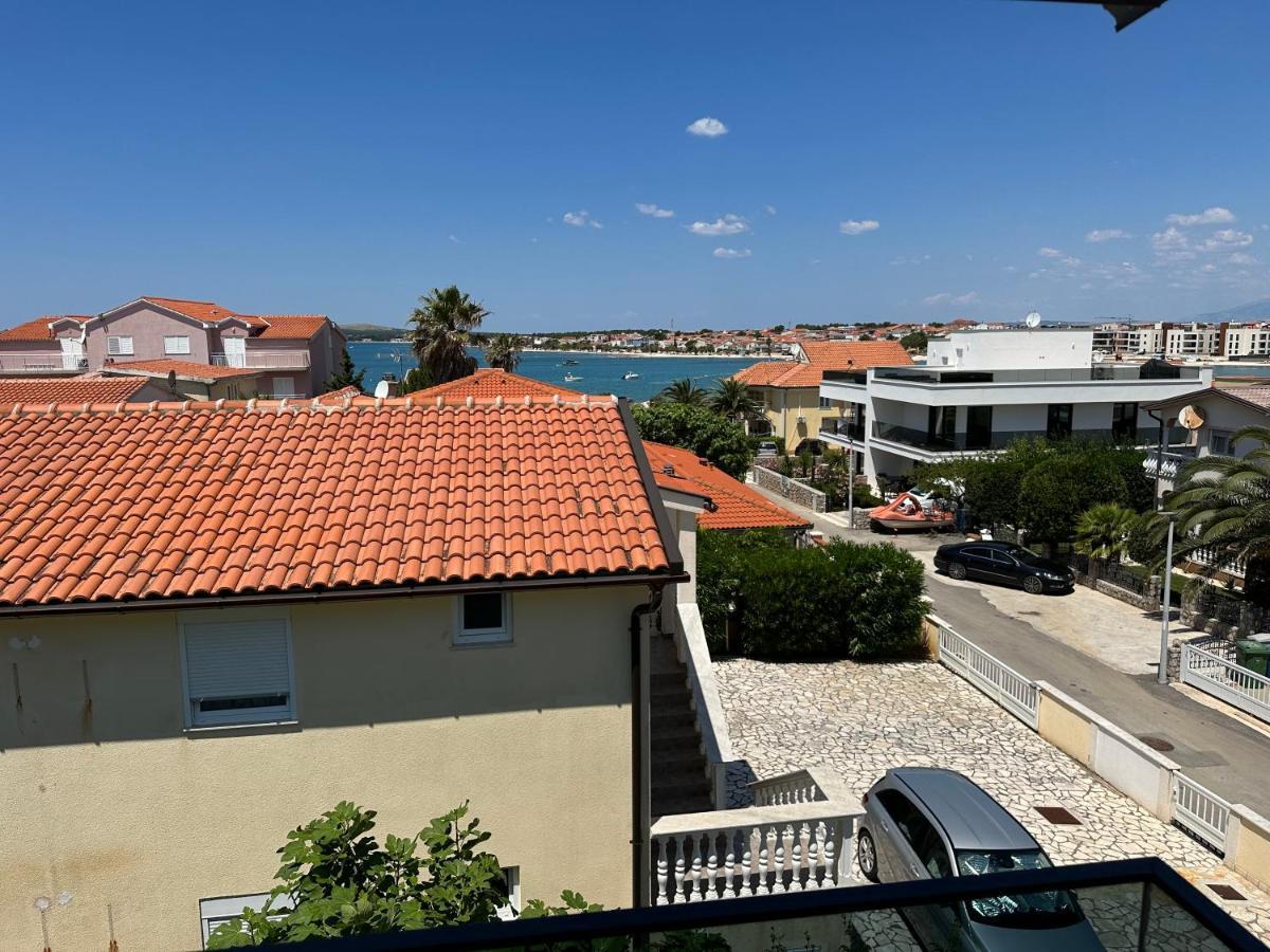 ויר Apartment Vila Lina מראה חיצוני תמונה
